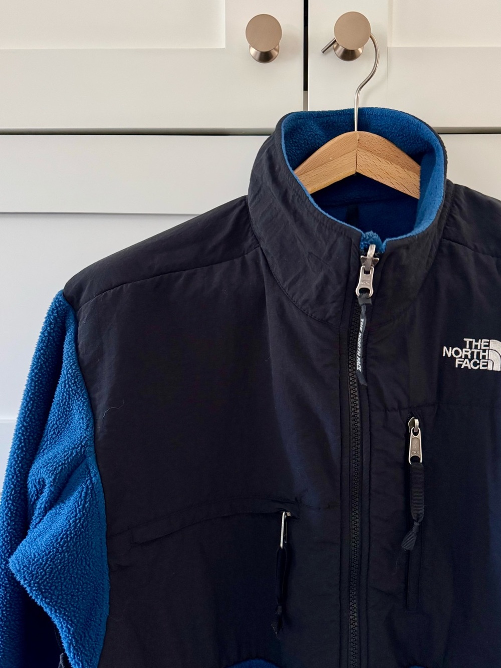 The North Face Classic Denali Fleece Jacket, Full Zip sz. M (Blue / Black) - Picture 14 of 17